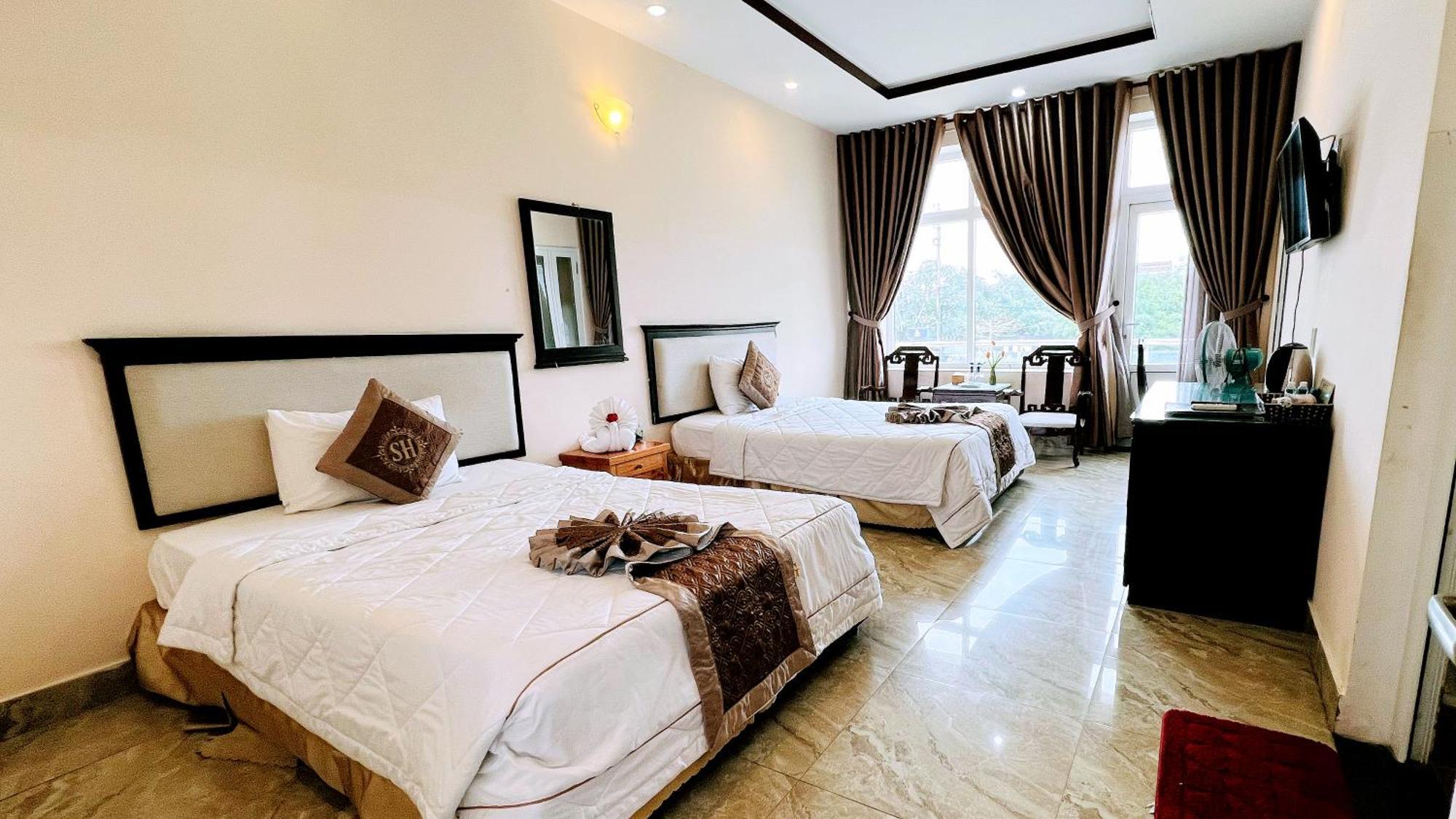 Song Huong Hue Hotel Buitenkant foto