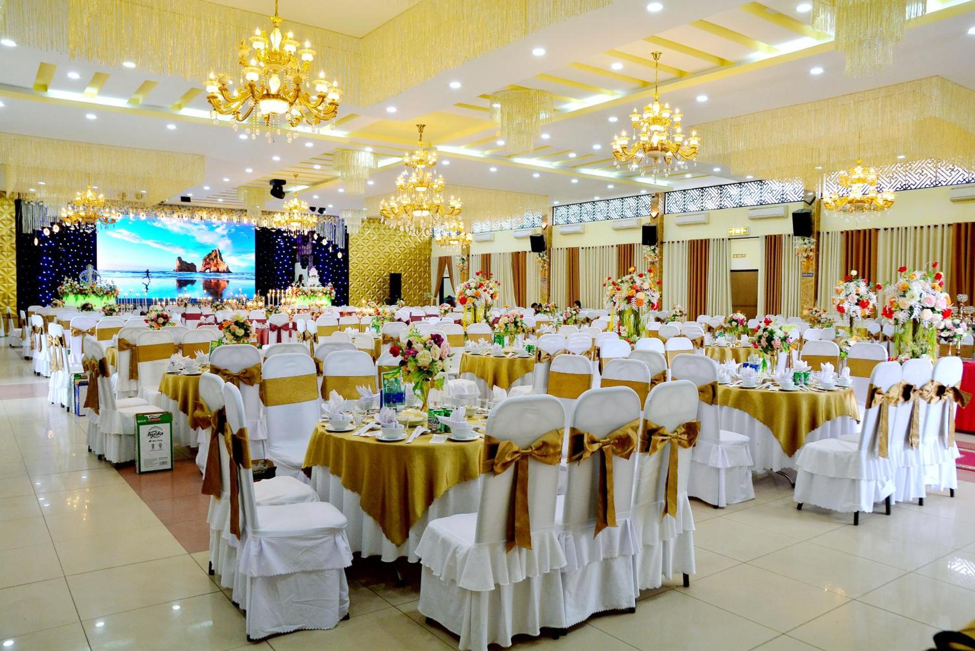 Song Huong Hue Hotel Buitenkant foto