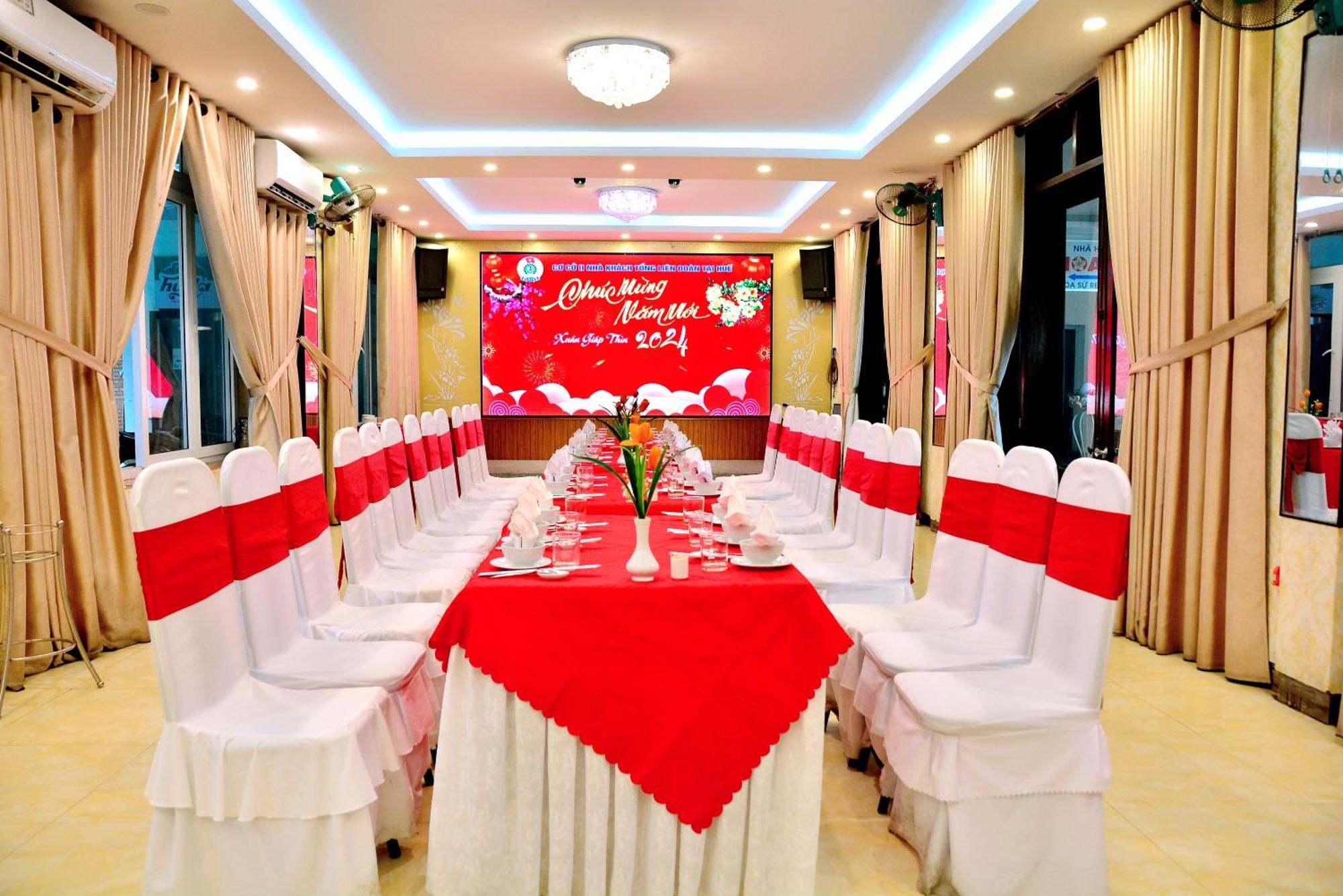 Song Huong Hue Hotel Buitenkant foto